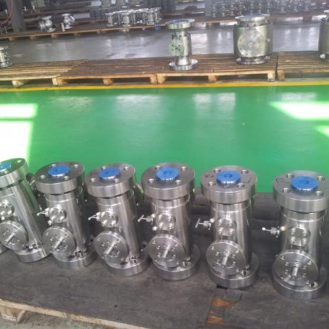 450lb ASME B16.5 Flanged Double Block And Bleed Valve